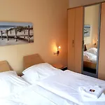 Residenz Seeblick Mit Sauna Und Fitness Im Haus Daire Sellin (Rugen)