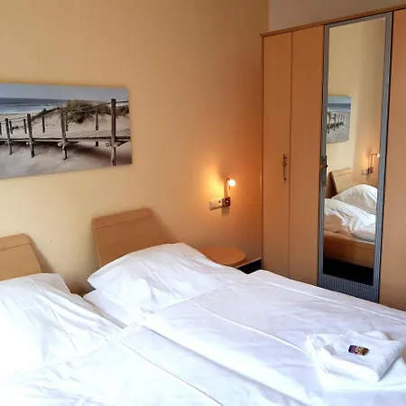 Residenz Seeblick Mit Sauna Und Fitness Im Haus Apartment Sellin (Rugen)